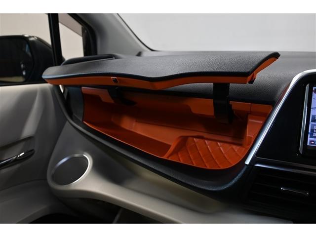 シエンタ ハイブリッドＧ　ハイブリッド　衝突被害軽減システム　両側電動スライド　ＬＥＤヘッドランプ　メモリーナビ　バックカメラ　ＥＴＣ　ドラレコ　フルセグ　ミュージックプレイヤー接続可　ＤＶＤ再生　ＣＤ　アルミホイール（14枚目）