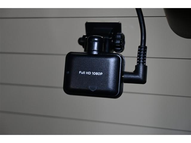 シエンタ ハイブリッドＧ　ハイブリッド　衝突被害軽減システム　両側電動スライド　ＬＥＤヘッドランプ　メモリーナビ　バックカメラ　ＥＴＣ　ドラレコ　フルセグ　ミュージックプレイヤー接続可　ＤＶＤ再生　ＣＤ　アルミホイール（16枚目）