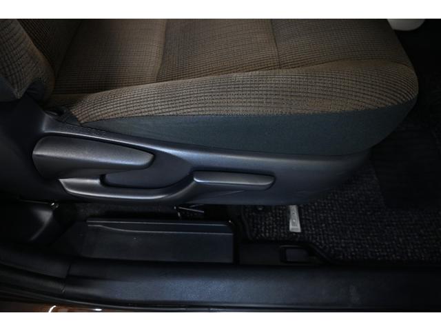 シエンタ ハイブリッドＧ　ハイブリッド　衝突被害軽減システム　両側電動スライド　ＬＥＤヘッドランプ　メモリーナビ　バックカメラ　ＥＴＣ　ドラレコ　フルセグ　ミュージックプレイヤー接続可　ＤＶＤ再生　ＣＤ　アルミホイール（26枚目）