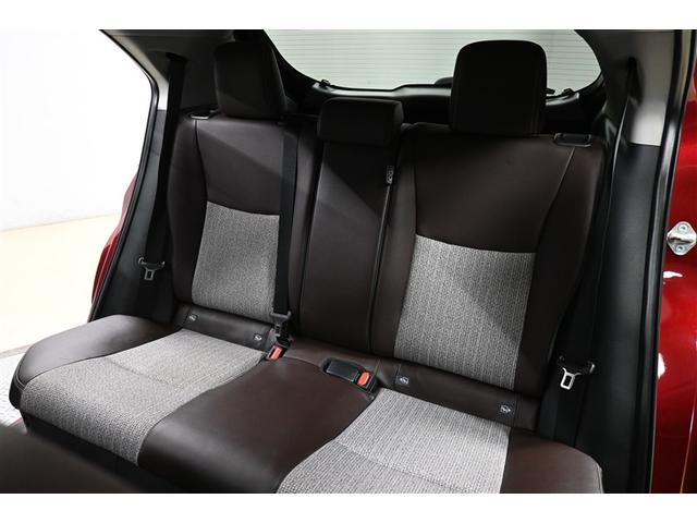 ヤリスクロス ハイブリッドＺ　ハイブリッド　衝突被害軽減システム　オートクルーズコントロール　ＬＥＤヘッドランプ　１００Ｖ電源　メモリーナビ　バックカメラ　ＥＴＣ　ドラレコ　ミュージックプレイヤー接続可　アルミホイール　キーレス（27枚目）