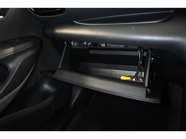 ヤリス Ｚ　衝突被害軽減システム　オートクルーズコントロール　ＬＥＤヘッドランプ　メモリーナビ　バックカメラ　ＥＴＣ　ミュージックプレイヤー接続可　スマートキー　キーレス　ＣＶＴ　オートマ（17枚目）