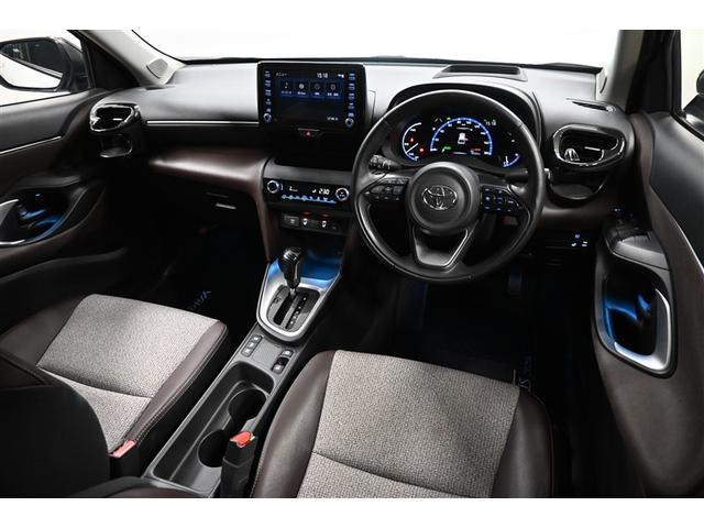 ヤリスクロス ハイブリッドZ ハイブリッド 衝突被害軽減システム オートクルーズコントロール LEDヘッドランプ バックカメラ ETC ドラレコ ミュージックプレイヤー接続可 アルミホイール スマートキー キーレス 電動シート(4枚目)