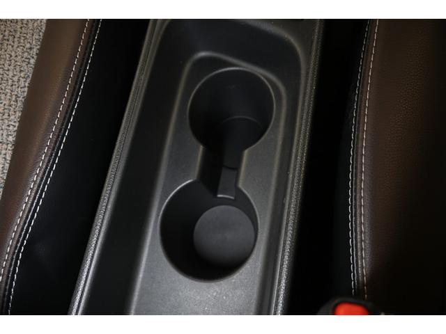 ヤリスクロス ハイブリッドZ ハイブリッド 衝突被害軽減システム オートクルーズコントロール LEDヘッドランプ バックカメラ ETC ドラレコ ミュージックプレイヤー接続可 アルミホイール スマートキー キーレス 電動シート(16枚目)