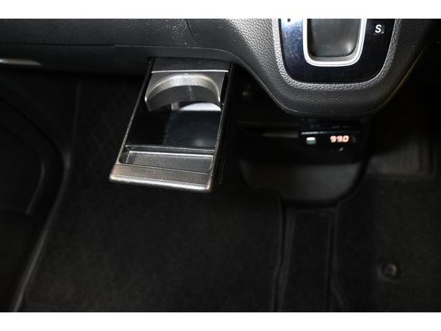 Ｎ－ＢＯＸカスタム Ｇ・Ｌターボホンダセンシング　衝突被害軽減システム　両側電動スライド　オートクルーズコントロール　ＬＥＤヘッドランプ　メモリーナビ　バックカメラ　ＥＴＣ　ドラレコ　ワンセグ　ＤＶＤ再生　ＣＤ　アルミホイール　スマートキー　キーレス（14枚目）