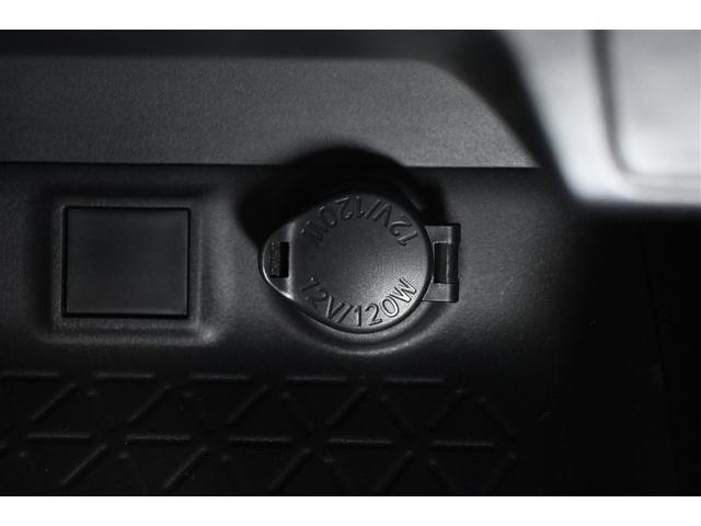 ＲＡＶ４ Ｘ　衝突被害軽減システム　オートクルーズコントロール　ＬＥＤヘッドランプ　メモリーナビ　バックカメラ　ＥＴＣ　フルセグ　ＤＶＤ再生　ＣＤ　アルミホイール　スマートキー　キーレス　ＣＶＴ　オートマ（13枚目）