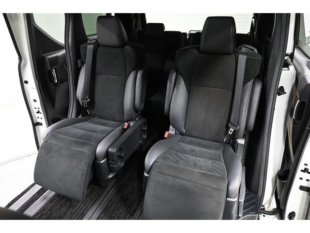 アルファード ２．５Ｓ　タイプゴールド　衝突被害軽減システム　サンルーフ　両側電動スライド　オートクルーズコントロール　ＬＥＤヘッドランプ　１００Ｖ電源　メモリーナビ　バックカメラ　ＥＴＣ　ドラレコ　フルセグ　ミュージックプレイヤー接続可（29枚目）