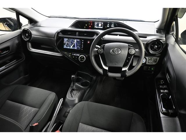 アクア Ｓスタイルブラック　ハイブリッド　衝突被害軽減システム　ＬＥＤヘッドランプ　メモリーナビ　バックカメラ　ＥＴＣ　ドラレコ　フルセグ　ＤＶＤ再生　ＣＤ　アルミホイール　スマートキー　キーレス　オートマ（4枚目）