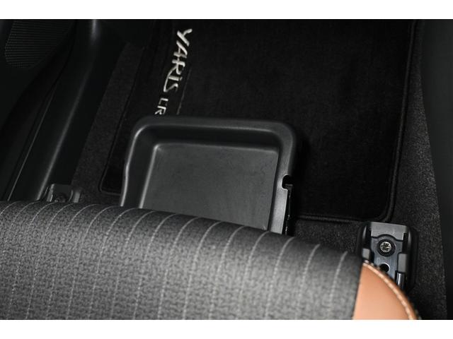 ヤリスクロス ハイブリッドＺ　アドベンチャー　ハイブリッド　衝突被害軽減システム　オートクルーズコントロール　ＬＥＤヘッドランプ　バックカメラ　ＥＴＣ　ミュージックプレイヤー接続可　アルミホイール　スマートキー　キーレス　電動シート　オートマ（17枚目）