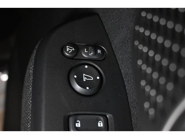 Ｎ－ＢＯＸカスタム ベースグレード　衝突被害軽減システム　両側電動スライド　オートクルーズコントロール　ＬＥＤヘッドランプ　アルミホイール　スマートキー　キーレス　ＣＶＴ　オートマ（21枚目）