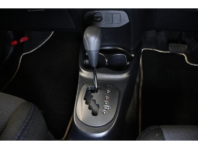 ヴィッツ １．３Ｆ　ＬＥＤエディション　ＬＥＤヘッドランプ　メモリーナビ　ワンセグ　ＣＤ　スマートキー　キーレス　ＣＶＴ　オートマ（11枚目）