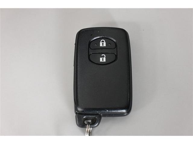 ヴィッツ １．３Ｆ　ＬＥＤエディション　ＬＥＤヘッドランプ　メモリーナビ　ワンセグ　ＣＤ　スマートキー　キーレス　ＣＶＴ　オートマ（30枚目）