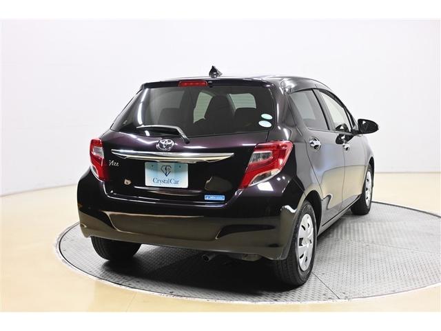 ヴィッツ １．３Ｆ　ＬＥＤエディション　ＬＥＤヘッドランプ　メモリーナビ　ワンセグ　ＣＤ　スマートキー　キーレス　ＣＶＴ　オートマ（33枚目）