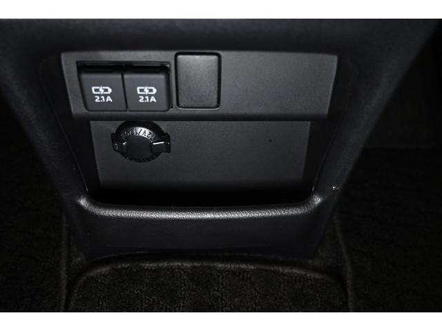 ノア Ｘ　衝突被害軽減システム　電動スライドドア　オートクルーズコントロール　ＬＥＤヘッドランプ　メモリーナビ　後席モニター　バックカメラ　ＥＴＣ　ドラレコ　フルセグ　ミュージックプレイヤー接続可　ＤＶＤ再生（12枚目）