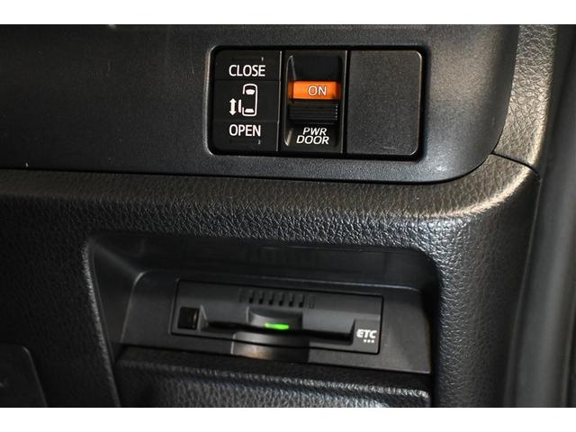 ノア Ｘ　衝突被害軽減システム　電動スライドドア　オートクルーズコントロール　ＬＥＤヘッドランプ　メモリーナビ　後席モニター　バックカメラ　ＥＴＣ　ドラレコ　フルセグ　ミュージックプレイヤー接続可　ＤＶＤ再生（22枚目）