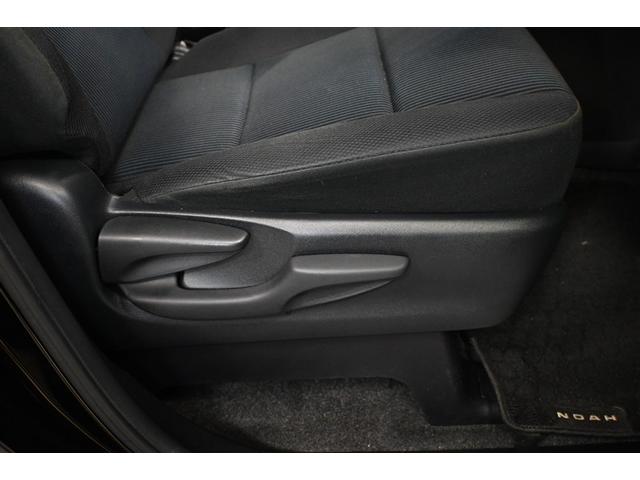 ノア Ｘ　衝突被害軽減システム　電動スライドドア　オートクルーズコントロール　ＬＥＤヘッドランプ　メモリーナビ　後席モニター　バックカメラ　ＥＴＣ　ドラレコ　フルセグ　ミュージックプレイヤー接続可　ＤＶＤ再生（24枚目）