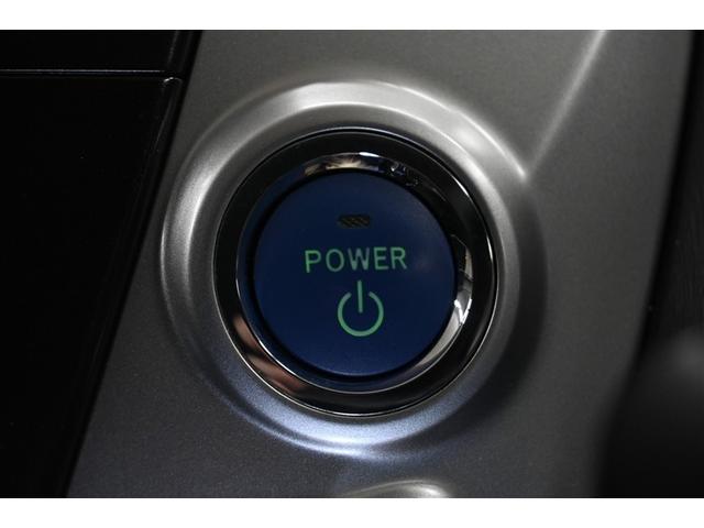 プリウスα Ｓ　ハイブリッド　メモリーナビ　バックカメラ　ＥＴＣ　ワンセグ　ＣＤ　アルミホイール　スマートキー　キーレス　オートマ（9枚目）