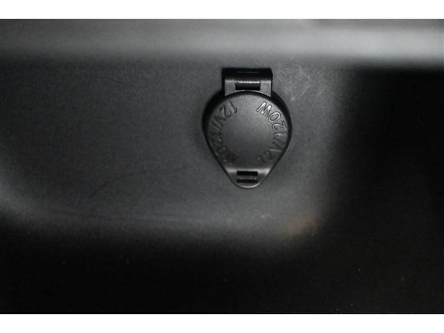 ヤリスクロス Ｇ　衝突被害軽減システム　オートクルーズコントロール　ＬＥＤヘッドランプ　メモリーナビ　バックカメラ　ドラレコ　ミュージックプレイヤー接続可　ＤＶＤ再生　ＣＤ　アルミホイール　スマートキー　キーレス（13枚目）