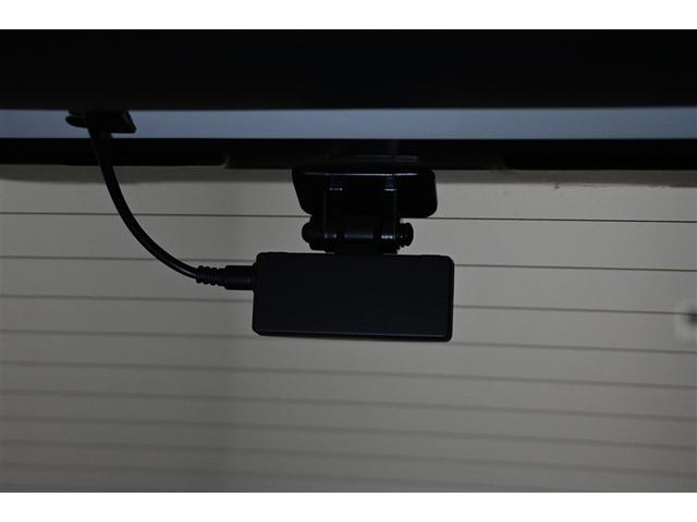 ヤリスクロス Ｇ　衝突被害軽減システム　オートクルーズコントロール　ＬＥＤヘッドランプ　メモリーナビ　バックカメラ　ドラレコ　ミュージックプレイヤー接続可　ＤＶＤ再生　ＣＤ　アルミホイール　スマートキー　キーレス（18枚目）