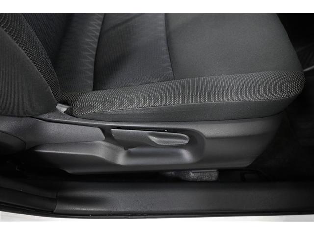 ヤリスクロス Ｇ　衝突被害軽減システム　オートクルーズコントロール　ＬＥＤヘッドランプ　メモリーナビ　バックカメラ　ドラレコ　ミュージックプレイヤー接続可　ＤＶＤ再生　ＣＤ　アルミホイール　スマートキー　キーレス（24枚目）