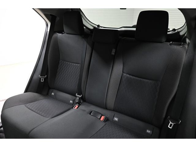 ヤリスクロス Ｇ　衝突被害軽減システム　オートクルーズコントロール　ＬＥＤヘッドランプ　メモリーナビ　バックカメラ　ドラレコ　ミュージックプレイヤー接続可　ＤＶＤ再生　ＣＤ　アルミホイール　スマートキー　キーレス（26枚目）