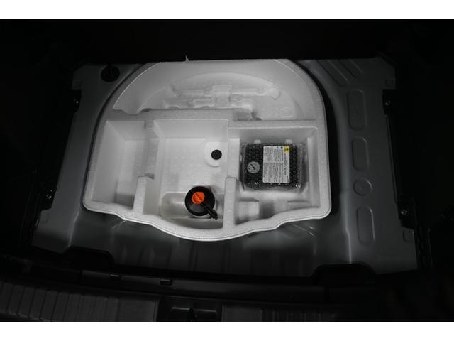 ヤリスクロス Ｇ　衝突被害軽減システム　オートクルーズコントロール　ＬＥＤヘッドランプ　メモリーナビ　バックカメラ　ドラレコ　ミュージックプレイヤー接続可　ＤＶＤ再生　ＣＤ　アルミホイール　スマートキー　キーレス（28枚目）