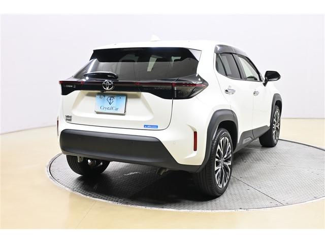 ヤリスクロス Ｇ　衝突被害軽減システム　オートクルーズコントロール　ＬＥＤヘッドランプ　メモリーナビ　バックカメラ　ドラレコ　ミュージックプレイヤー接続可　ＤＶＤ再生　ＣＤ　アルミホイール　スマートキー　キーレス（33枚目）