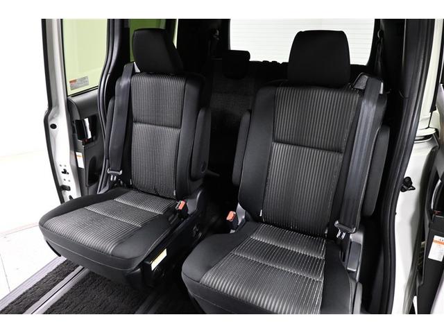 ヴォクシー ＺＳ　煌　衝突被害軽減システム　両側電動スライド　オートクルーズコントロール　ＬＥＤヘッドランプ　メモリーナビ　後席モニター　バックカメラ　ＥＴＣ　ドラレコ　フルセグ　ミュージックプレイヤー接続可　ＤＶＤ再生（30枚目）