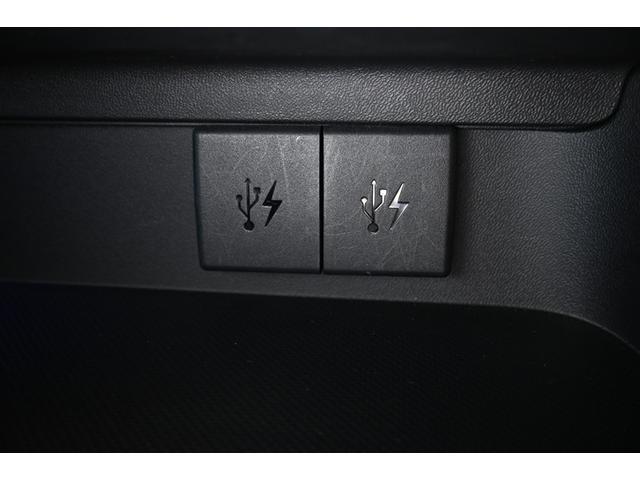 ステップワゴンスパーダ スパーダハイブリッド　Ｇ・ＥＸ　ホンダセンシング　ハイブリッド　衝突被害軽減システム　両側電動スライド　オートクルーズコントロール　ＬＥＤヘッドランプ　１００Ｖ電源　メモリーナビ　後席モニター　バックカメラ　ＥＴＣ　ドラレコ　フルセグ　ＤＶＤ再生（16枚目）