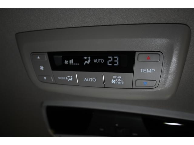 ステップワゴンスパーダ スパーダハイブリッド　Ｇ・ＥＸ　ホンダセンシング　ハイブリッド　衝突被害軽減システム　両側電動スライド　オートクルーズコントロール　ＬＥＤヘッドランプ　１００Ｖ電源　メモリーナビ　後席モニター　バックカメラ　ＥＴＣ　ドラレコ　フルセグ　ＤＶＤ再生（17枚目）