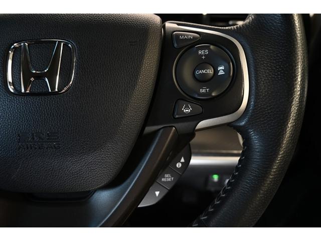 ステップワゴンスパーダ スパーダハイブリッド　Ｇ・ＥＸ　ホンダセンシング　ハイブリッド　衝突被害軽減システム　両側電動スライド　オートクルーズコントロール　ＬＥＤヘッドランプ　１００Ｖ電源　メモリーナビ　後席モニター　バックカメラ　ＥＴＣ　ドラレコ　フルセグ　ＤＶＤ再生（21枚目）