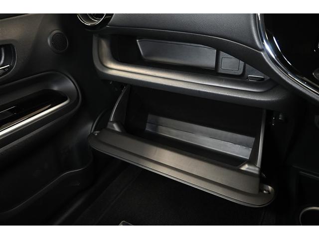 アクア クロスオーバー ハイブリッド 衝突被害軽減システム LEDヘッドランプ メモリーナビ バックカメラ ETC ドラレコ フルセグ DVD再生 CD アルミホイール スマートキー キーレス オートマ(15枚目)