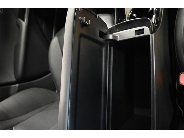 プリウス Aツーリングセレクション ハイブリッド 衝突被害軽減システム オートクルーズコントロール LEDヘッドランプ メモリーナビ バックカメラ ドラレコ フルセグ DVD再生 CD アルミホイール スマートキー キーレス オートマ(15枚目)