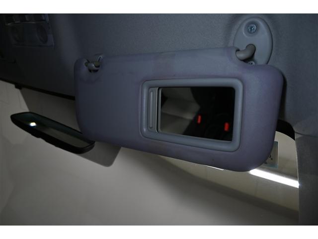 アクア S ハイブリッド HIDヘッドライト メモリーナビ バックカメラ ETC フルセグ DVD再生 CD 社外アルミホイール スマートキー キーレス オートマ(17枚目)