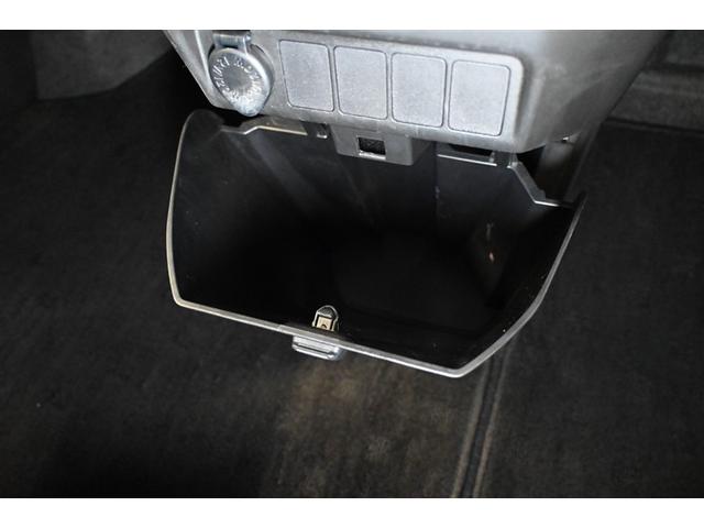 ルーミー カスタムＧ　衝突被害軽減システム　両側電動スライド　オートクルーズコントロール　ＬＥＤヘッドランプ　メモリーナビ　バックカメラ　ドラレコ　フルセグ　ＤＶＤ再生　ＣＤ　アルミホイール　スマートキー　キーレス　ＣＶＴ（12枚目）