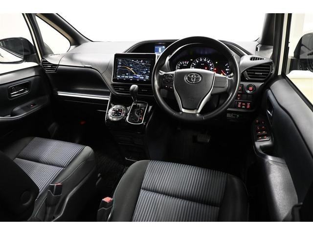 ヴォクシー ＺＳ　煌ＩＩ　衝突被害軽減システム　両側電動スライド　ＬＥＤヘッドランプ　メモリーナビ　後席モニター　バックカメラ　ＥＴＣ　フルセグ　ＤＶＤ再生　ＣＤ　アルミホイール　スマートキー　キーレス　ＣＶＴ　オートマ（4枚目）