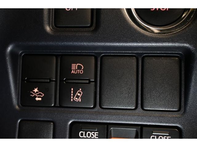 ヴォクシー ＺＳ　煌ＩＩ　衝突被害軽減システム　両側電動スライド　ＬＥＤヘッドランプ　メモリーナビ　後席モニター　バックカメラ　ＥＴＣ　フルセグ　ＤＶＤ再生　ＣＤ　アルミホイール　スマートキー　キーレス　ＣＶＴ　オートマ（18枚目）