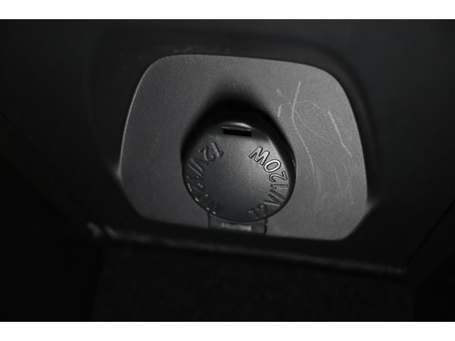 ハリアーハイブリッド Ｚ　ハイブリッド　衝突被害軽減システム　オートクルーズコントロール　ＬＥＤヘッドランプ　メモリーナビ　バックカメラ　ＥＴＣ　ドラレコ　フルセグ　ミュージックプレイヤー接続可　アルミホイール　スマートキー（15枚目）