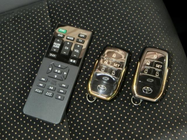 アルファード ２．５Ｓ　タイプゴールド　ワンオーナー　安全装備　衝突被害軽減システム　横滑り防止機能　ＡＢＳ　エアバッグ　オートクルーズコントロール　盗難防止装置　バックカメラ　後席モニター　ＥＴＣ　ミュージックプレイヤー接続可　ＣＤ（12枚目）