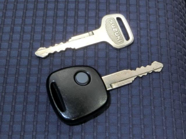 アルト L 衝突被害軽減システム 横滑り防止機能 ABS エアバッグ アイドリングストップ ドラレコ CD キーレス フル装備 オートマ(12枚目)