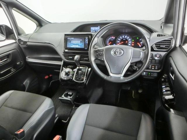 ノア Ｓｉ　ダブルバイビーＩＩ　ワンオーナー　衝突被害軽減システム　横滑り防止機能　ＡＢＳ　エアバッグ　オートクルーズコントロール　盗難防止装置　アイドリングストップ　バックカメラ　後席モニター　ＥＴＣ　ミュージックプレイヤー接続可（11枚目）