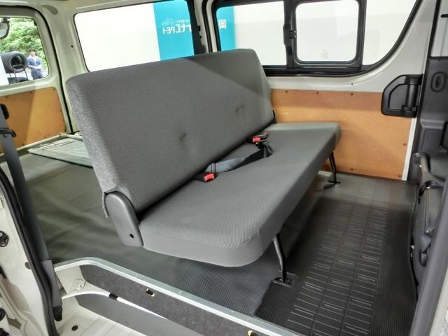 レジアスエースバン ロングジャストローDX ワンオーナー ABS エアバッグ 盗難防止装置 ETC CD キーレス フル装備 マニュアルトランスミッション(13枚目)