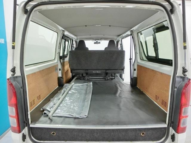 レジアスエースバン ロングジャストローDX ワンオーナー ABS エアバッグ 盗難防止装置 ETC CD キーレス フル装備 マニュアルトランスミッション(16枚目)
