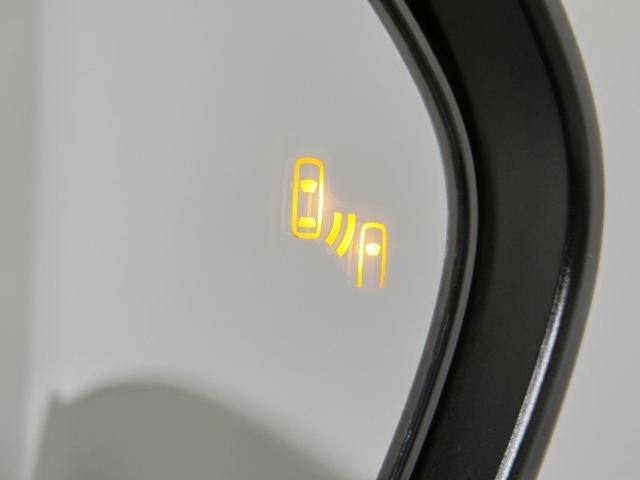 プリウス Ａ　ハイブリッド　安全装備　衝突被害軽減システム　横滑り防止機能　ＡＢＳ　エアバッグ　オートクルーズコントロール　盗難防止装置　バックカメラ　ＥＴＣ　ドラレコ　ミュージックプレイヤー接続可　ＣＤ　キーレス（31枚目）