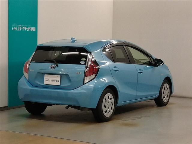 アクア Ｇ　ハイブリッド　ワンオーナー　衝突被害軽減システム　横滑り防止機能　ＡＢＳ　エアバッグ　オートクルーズコントロール　盗難防止装置　バックカメラ　ＥＴＣ　ミュージックプレイヤー接続可　ＣＤ　スマートキー（2枚目）