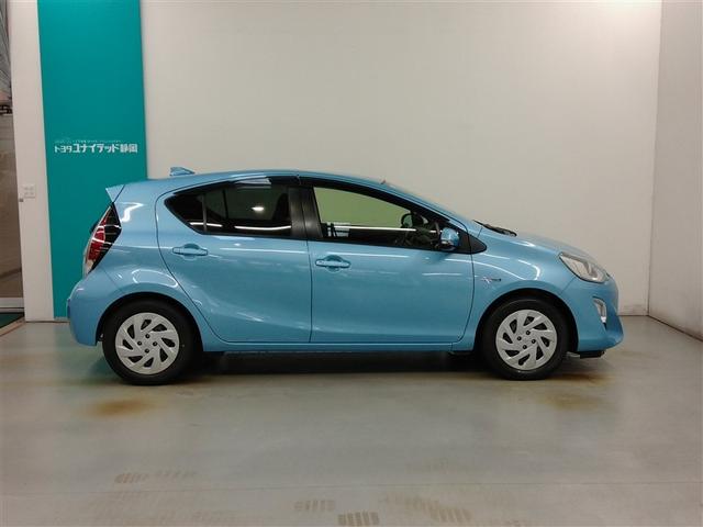 アクア Ｇ　ハイブリッド　ワンオーナー　衝突被害軽減システム　横滑り防止機能　ＡＢＳ　エアバッグ　オートクルーズコントロール　盗難防止装置　バックカメラ　ＥＴＣ　ミュージックプレイヤー接続可　ＣＤ　スマートキー（3枚目）