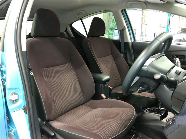 アクア Ｇ　ハイブリッド　ワンオーナー　衝突被害軽減システム　横滑り防止機能　ＡＢＳ　エアバッグ　オートクルーズコントロール　盗難防止装置　バックカメラ　ＥＴＣ　ミュージックプレイヤー接続可　ＣＤ　スマートキー（11枚目）