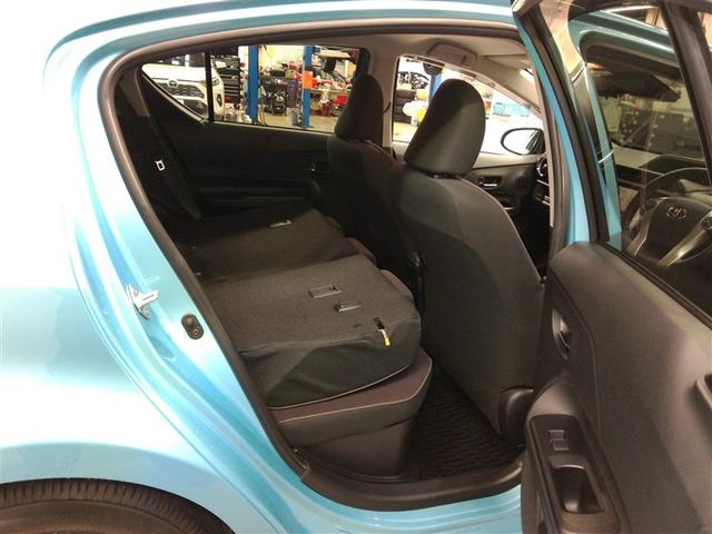 アクア Ｇ　ハイブリッド　ワンオーナー　衝突被害軽減システム　横滑り防止機能　ＡＢＳ　エアバッグ　オートクルーズコントロール　盗難防止装置　バックカメラ　ＥＴＣ　ミュージックプレイヤー接続可　ＣＤ　スマートキー（19枚目）