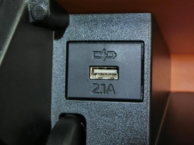 タント ファンクロス　安全装備　衝突被害軽減システム　横滑り防止機能　ＡＢＳ　エアバッグ　盗難防止装置　アイドリングストップ　バックカメラ　ミュージックプレイヤー接続可　スマートキー　キーレス　フル装備　両側電動スライド（17枚目）