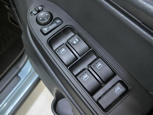 タント ファンクロス　安全装備　衝突被害軽減システム　横滑り防止機能　ＡＢＳ　エアバッグ　盗難防止装置　アイドリングストップ　バックカメラ　ミュージックプレイヤー接続可　スマートキー　キーレス　フル装備　両側電動スライド（36枚目）