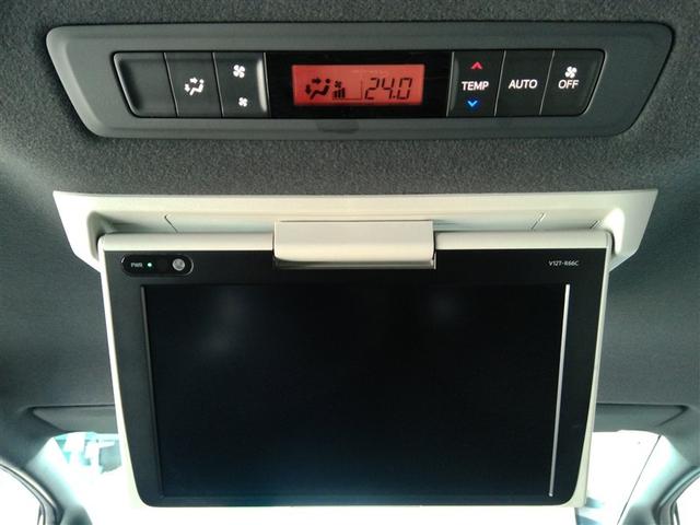 後席モニター付きでロングドライブもお子さまを飽きさせません！